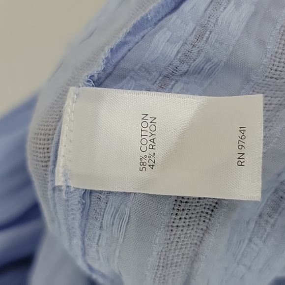 J. Jill buttoned front V-neck blouse light blue size medium - Picture 11 of 11